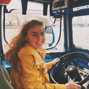 Meet your Posher, Emma